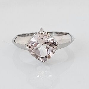 Sleek Genuine Kunzite Sterling Silver Ring Size 6!